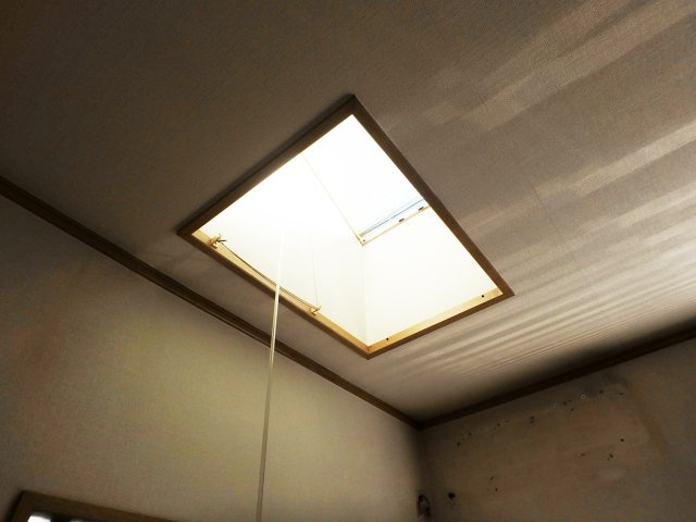西宮市津門川町戸建の内装