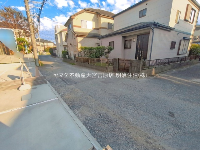 さいたま市見沼区堀崎町の前面道路含む現地写真