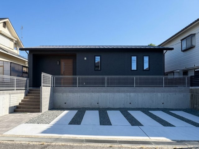 神戸市西区桜が丘中町4丁目新築戸建の外観