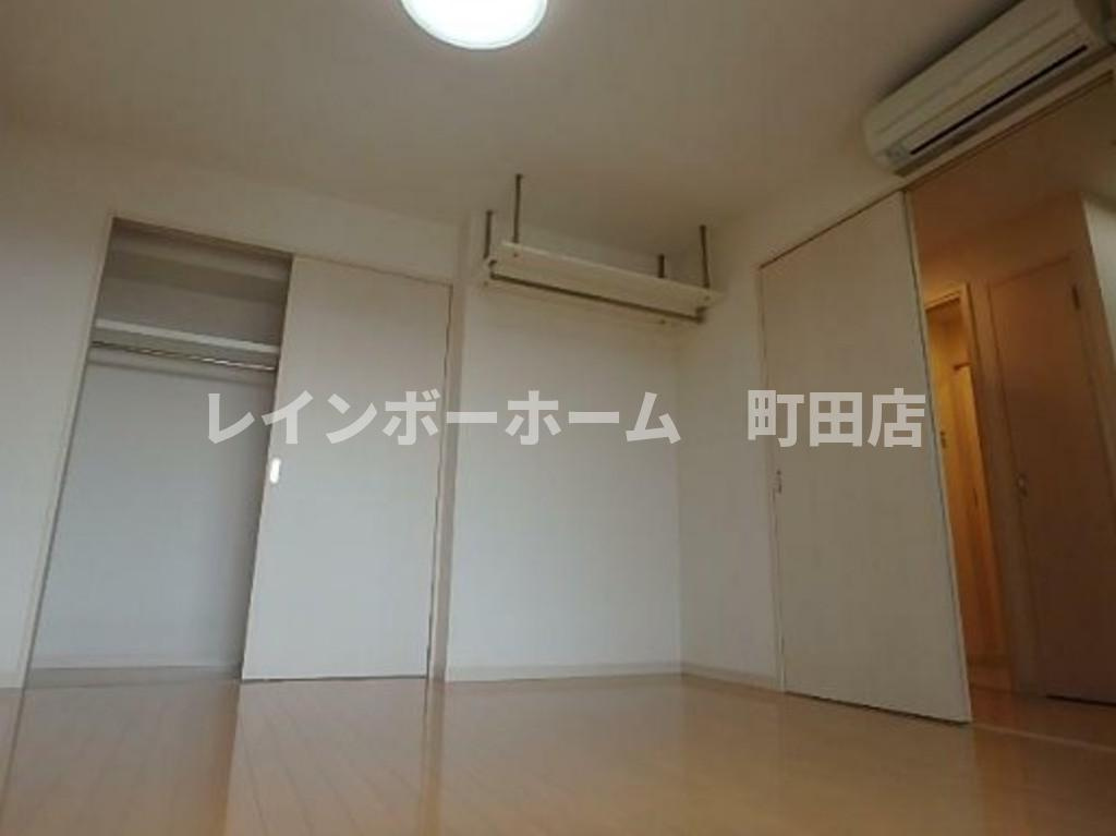 Ｐｒｉｍａｌ　Ｍａｃｈｉｄａ※初期費用分割あと払いサービス利用可能物件の居間・リビング