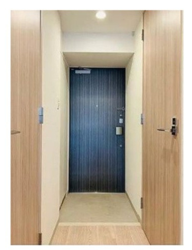 CORVAL本郷三丁目の玄関