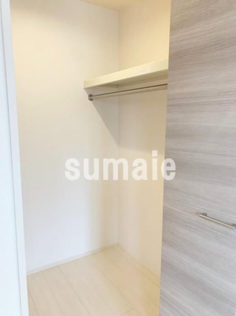 キャッスル西大宮の収納|嬉しいウォークインクローゼット☆