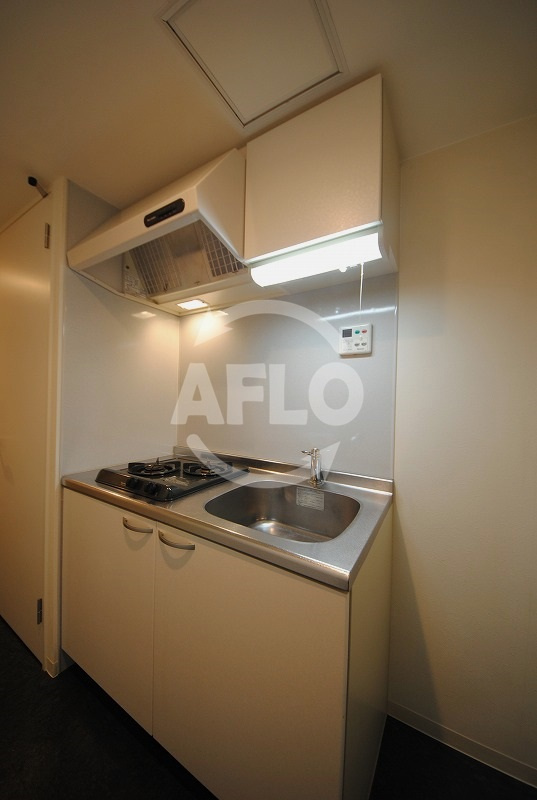 FLAT34上本町　五条小学校区のキッチン|FLAT34上本町　2口ガスシステムキッチン
