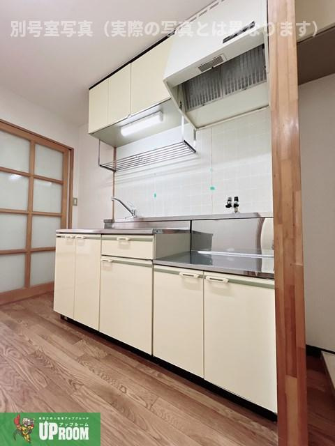 サープラスワンハセガワのキッチン