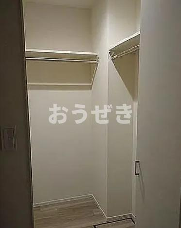 エミシアの収納