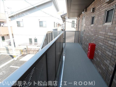 【ロビー】 | トラッドハイム斎院