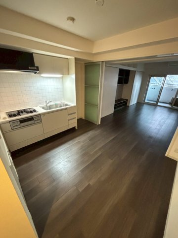 プレサンス堺筋本町駅前の居間・リビング