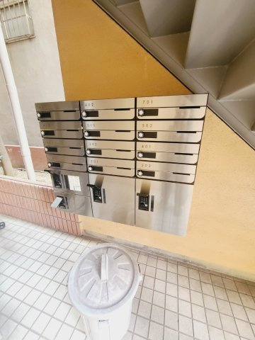 ラムール西宮の外観
