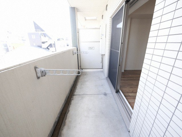 コーポYAHATAナンバ元町のバルコニー
