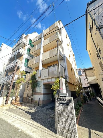 スーペリア本山の外観