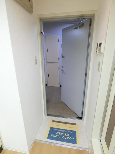 日興パレスビル渋谷の玄関