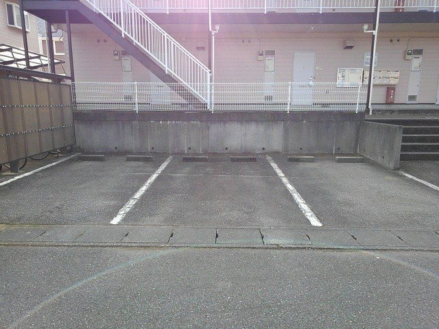 【駐車場】 | ピュア・デュエットＢ