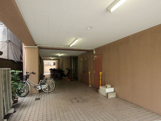 びらしんびのロビー