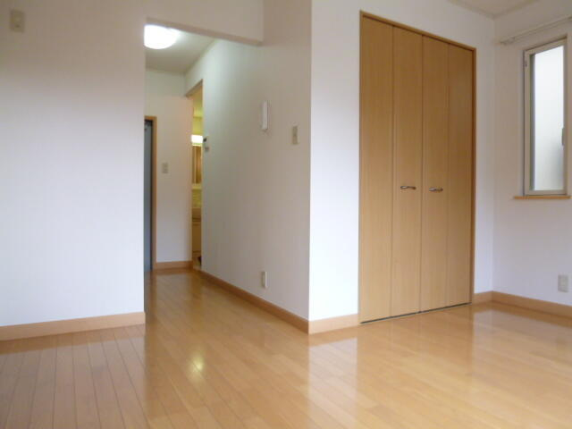 調布市八雲台１丁目のアパートのその他