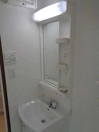 パインクレスト草加の洗面所|※同施工会社類似物件