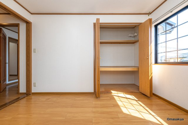 フォレスタ　Bの収納