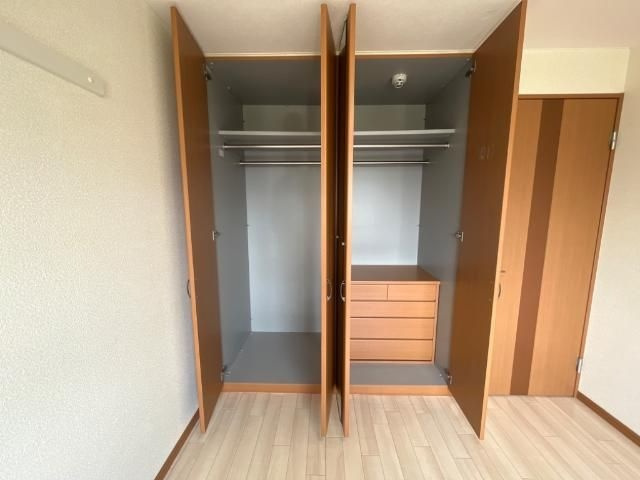 ビラージュ市塚の収納
