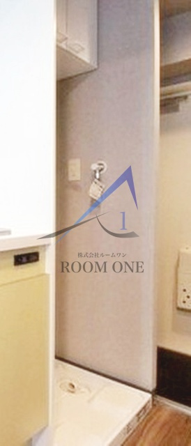 ライオンズマンション関内第6の設備|洗濯機置き場です。