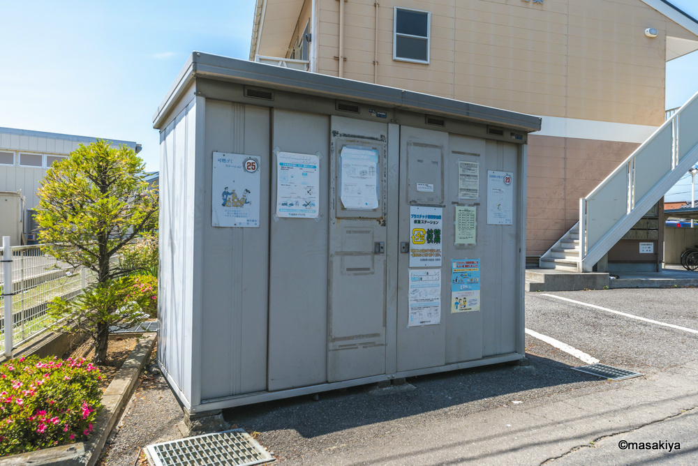 カーサ稲葉のその他共用部分|敷地内ゴミステーション
室内の写真は同じ建物内の別のお部屋の物です。