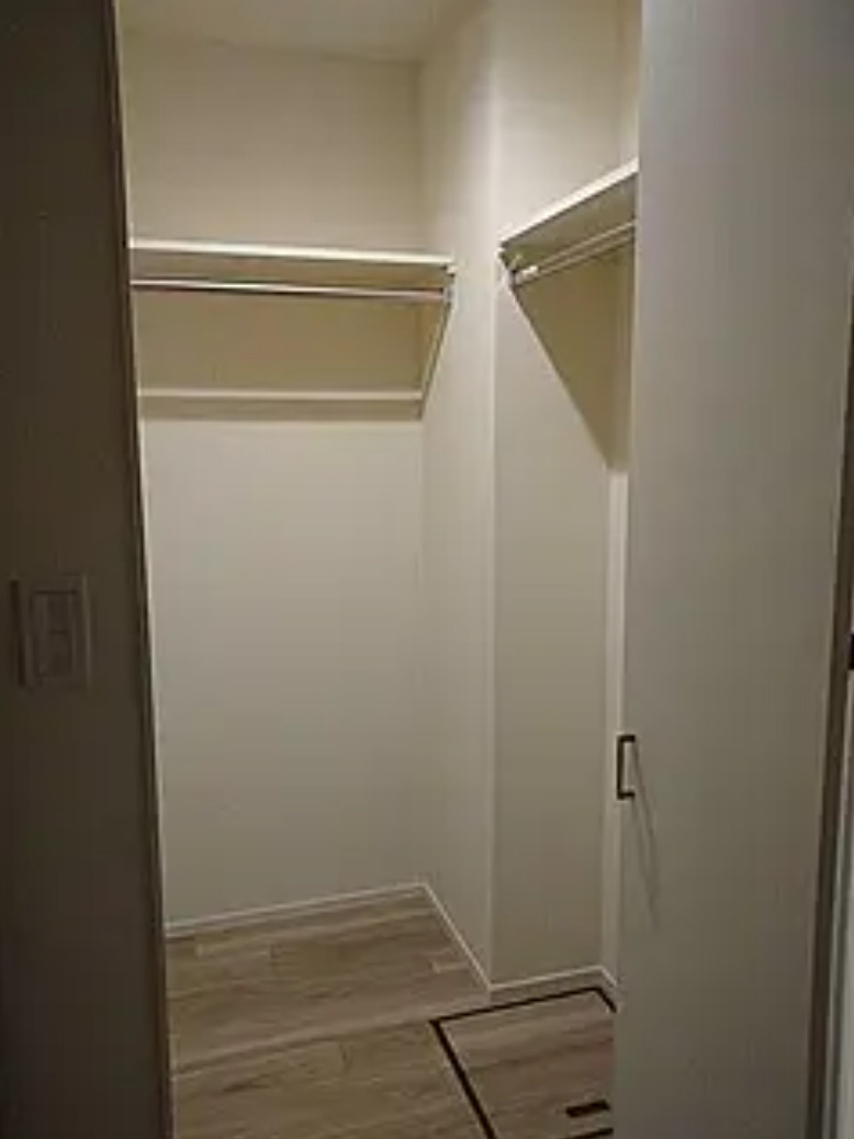 エミシアの収納