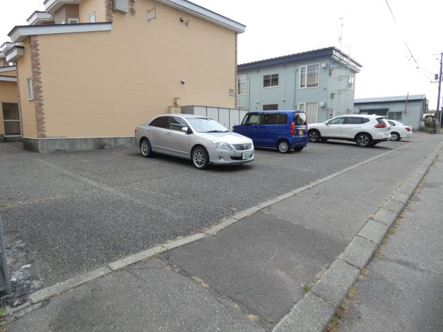 スペースⅥの駐車場