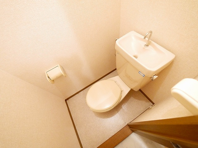 アゼリオ学園前 D棟の玄関|シンプルで使いやすい玄関です