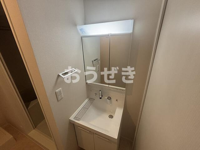 コーナーソレイユ２の洗面所