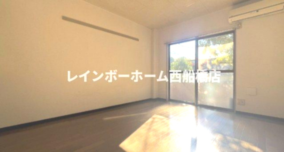 ジェイワンヒルズ西船の居間・リビング