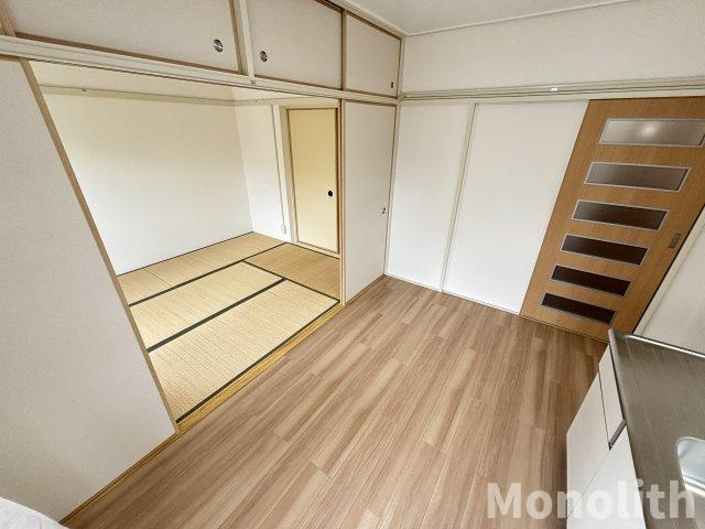 鶴山台64号棟の内装