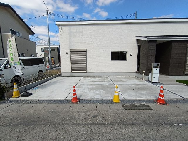 LiGNAGE NEX-G 高崎市下小鳥町1期 4号棟の駐車場|現地撮影