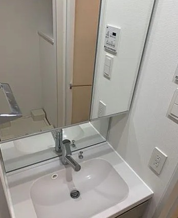 ALTERNA東池袋の洗面所