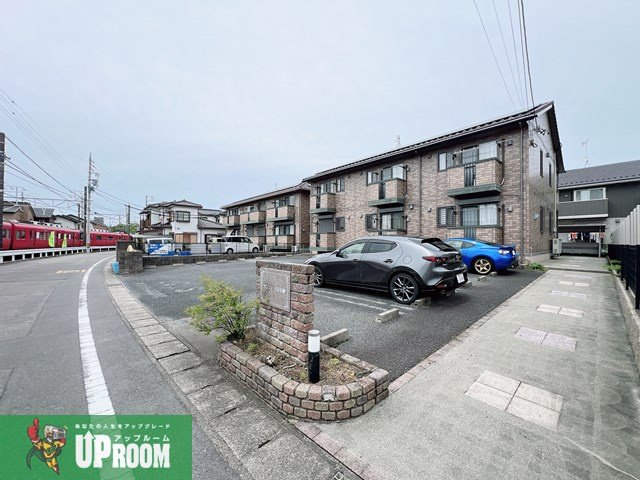 サンフィールド天神の駐車場