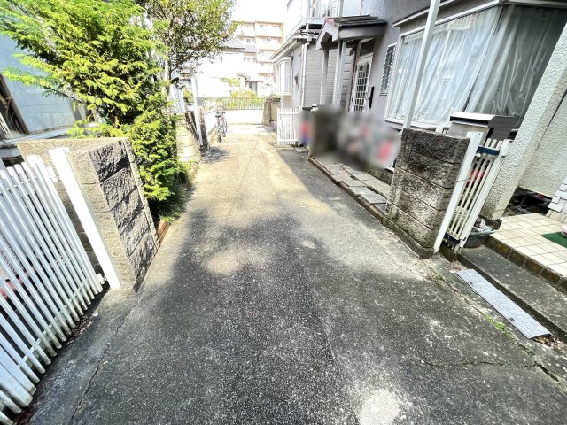 大野町3丁目　収益テラスハウスの外観