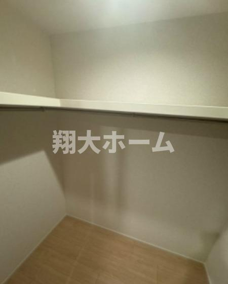 石見ビルの収納