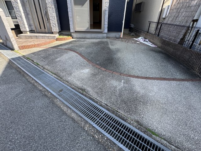 神戸市西区伊川谷町有瀬　戸建ての駐車場