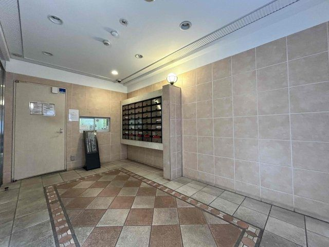 デュオ・スカーラ田原町のロビー