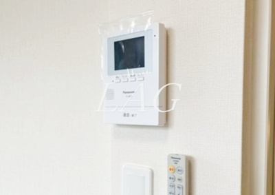 【セキュリティ】 | ネオスプリング | モニター付きインターフォンです。