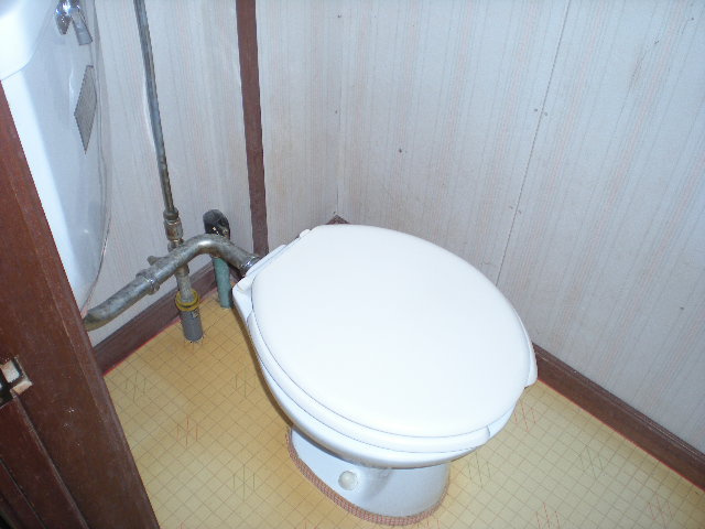 眞島アパートのトイレ