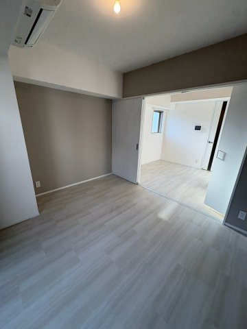 レジディア神田岩本町Ⅱの洋室