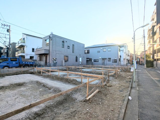 大田区大森北3丁目　新築戸建　全4棟の外観|2026.10.17撮影

現地ご見学希望・資料請求などお気軽にお問い合わせ下さい！
03-5990-5201