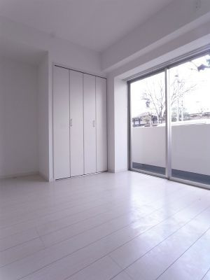 リブリ・T Eastの居間・リビング