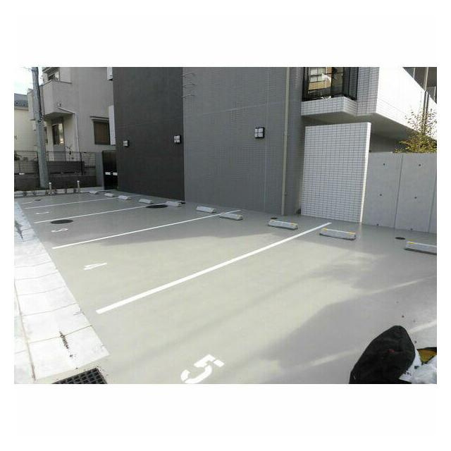 スカイコートグレース調布の駐車場