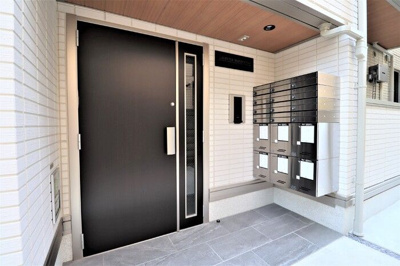 【エントランス】 | セレスティア前野町