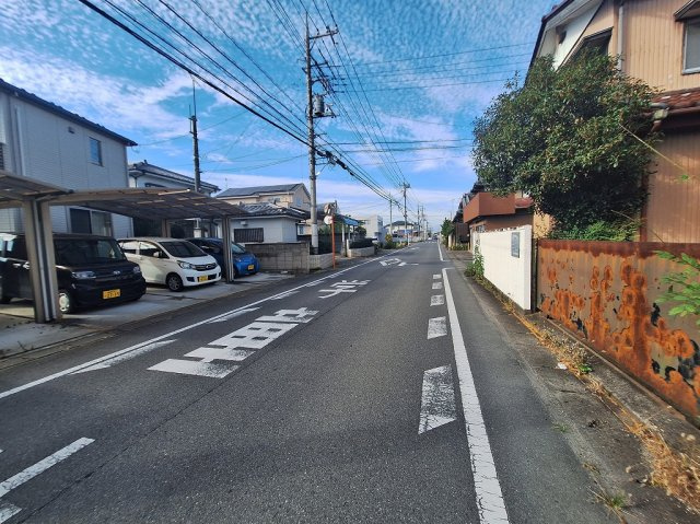高崎市南大類町売土地の前面道路含む現地写真