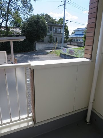 ファレノプシスのバルコニー|お洗濯にも便利なバルコニー付き