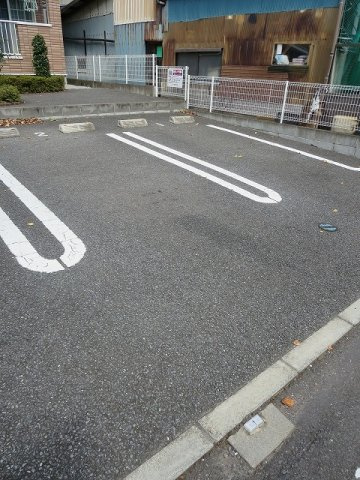 ファレノプシスの駐車場|駐車場に車を止められます
