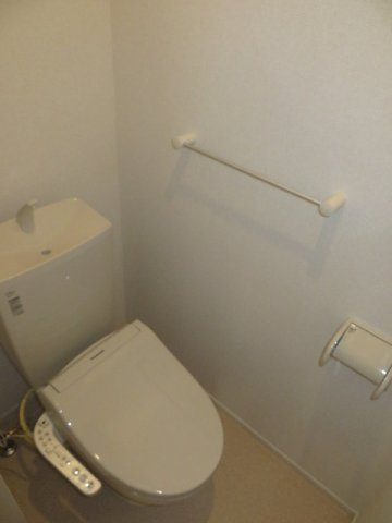 彩　ｔａｋａｓａｋｉ　Ⅰのトイレ|コンパクトで使いやすいトイレです