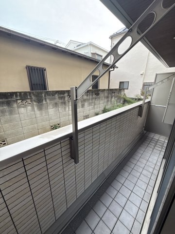 レイ　レ　ラヴィのバルコニー