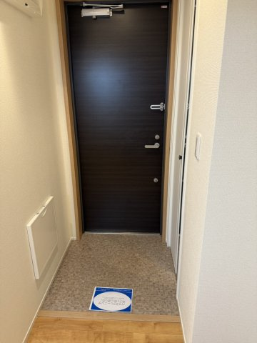 レイ　レ　ラヴィの玄関