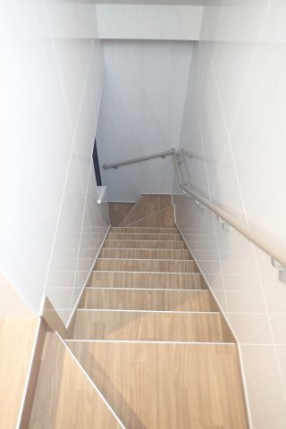レイ　レ　ラヴィのその他